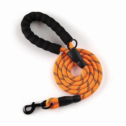 150 cm Durable Reflective Dog Leash for Large, Medium, and Small Breeds, Ideal for Golden Retrievers and Active Pets